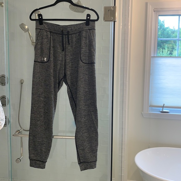 UNDER ARMOUR JOGGER SWEATPANTS - Picture 1 of 3